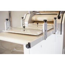 Formadora de barras de pan, baguette, panes y panecillos con moldeadora DFRF630