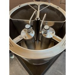 Montadora de nata 2x6 litros Mussana Duo Paneles de mando laterales con porcionado y lavado automático
