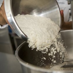 Miss Baker PRO de 10 litros/3-5 Kg. Amasadora de brazos especial para Panettone y Colomba